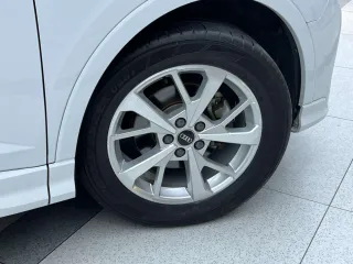 Audi Q3 2021 — фото 35 из 35