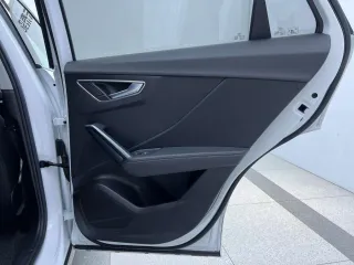 Audi Q2 2022 — фото 20 из 35