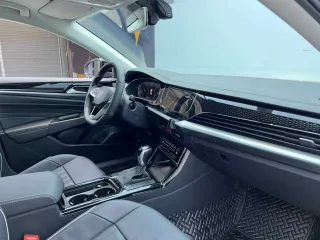 Volkswagen Passat 2022 — фото 19 из 31