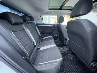Volkswagen T-Roc 2022 — фото 14 из 25