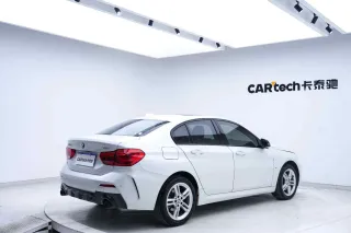 BMW 1 Series 2022 — фото 14 из 25