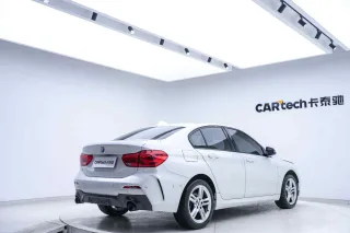 BMW 1 Series 2022 — фото 15 из 25