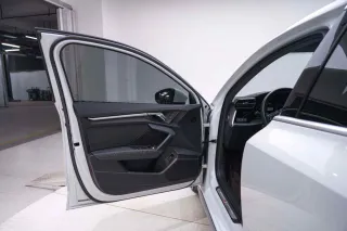 Audi A3 2023 — фото 16 из 24