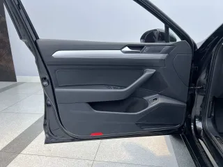 Volkswagen Magotan 2021 — фото 15 из 30