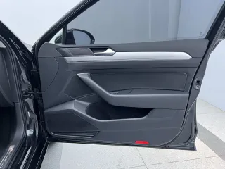 Volkswagen Magotan 2021 — фото 25 из 30