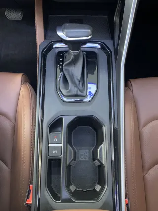 Geely Vision X6 2023 — фото 10 из 30