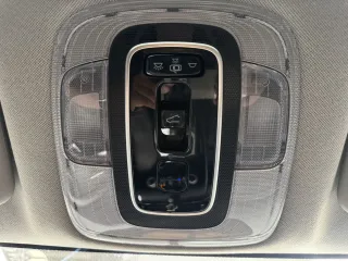 Hyundai Elantra 2023 — фото 14 из 26