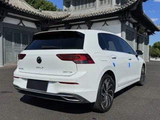 Volkswagen Golf 2021 — фото 6 из 27