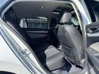 Volkswagen Golf 2021 — фото 9 из 27