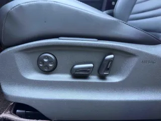 Volkswagen Touran L 2023 — фото 20 из 28
