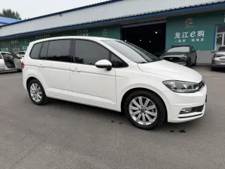 Volkswagen Touran L 2024 — фото 3 из 22