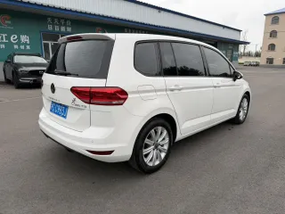 Volkswagen Touran L 2024 — фото 4 из 22