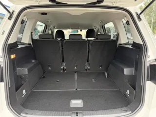 Volkswagen Touran L 2024 — фото 8 из 22