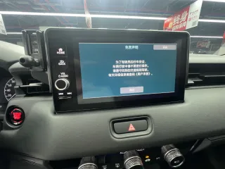 Honda Vezel 2023 — фото 15 из 26