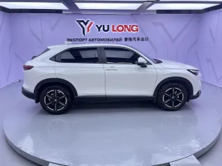 Honda Vezel 2023 — фото 7 из 26