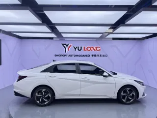 Hyundai Elantra 2022 — фото 7 из 24