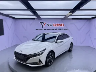 Hyundai Elantra 2022 — фото 1 из 24