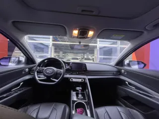 Hyundai Elantra 2023 — фото 11 из 26