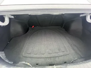 Hyundai Elantra 2023 — фото 18 из 26