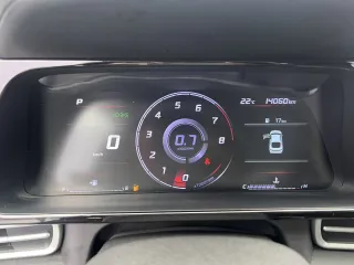 Hyundai Elantra 2023 — фото 17 из 26