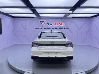 Hyundai Elantra 2023 — фото 5 из 26