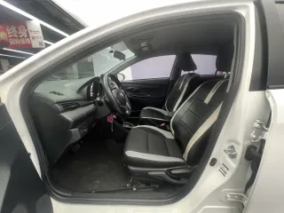 Toyota Yaris L 2022 — фото 9 из 25