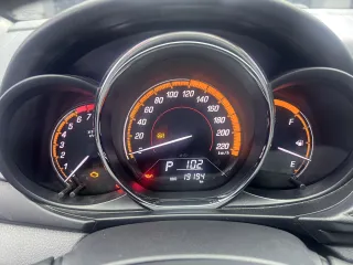 Toyota Yaris L 2022 — фото 13 из 25