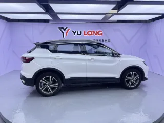 Geely Coolray 2021 — фото 7 из 26