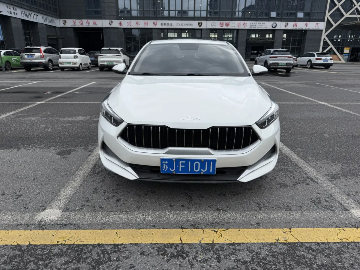 Kia K3 2021 — фото 1 из 29