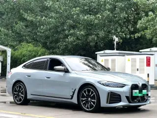 BMW i4 2022 — фото 4 из 8