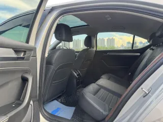 Skoda Superb 2022 — фото 15 из 25