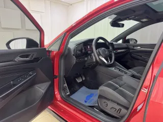 Volkswagen Golf 2022 — фото 7 из 58