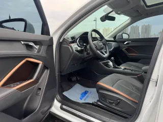 Audi Q3 2022 — фото 3 из 32