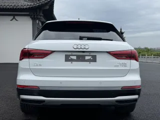 Audi Q3 2022 — фото 24 из 32