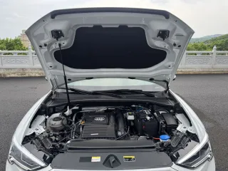 Audi Q3 2022 — фото 9 из 32