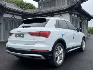 Audi Q3 2022 — фото 23 из 32