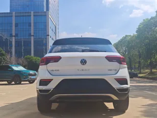 Volkswagen T-Roc 2023 — фото 6 из 25