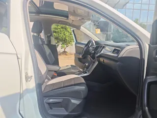 Volkswagen T-Roc 2023 — фото 12 из 25
