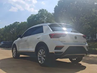 Volkswagen T-Roc 2023 — фото 7 из 25