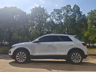 Volkswagen T-Roc 2023 — фото 8 из 25