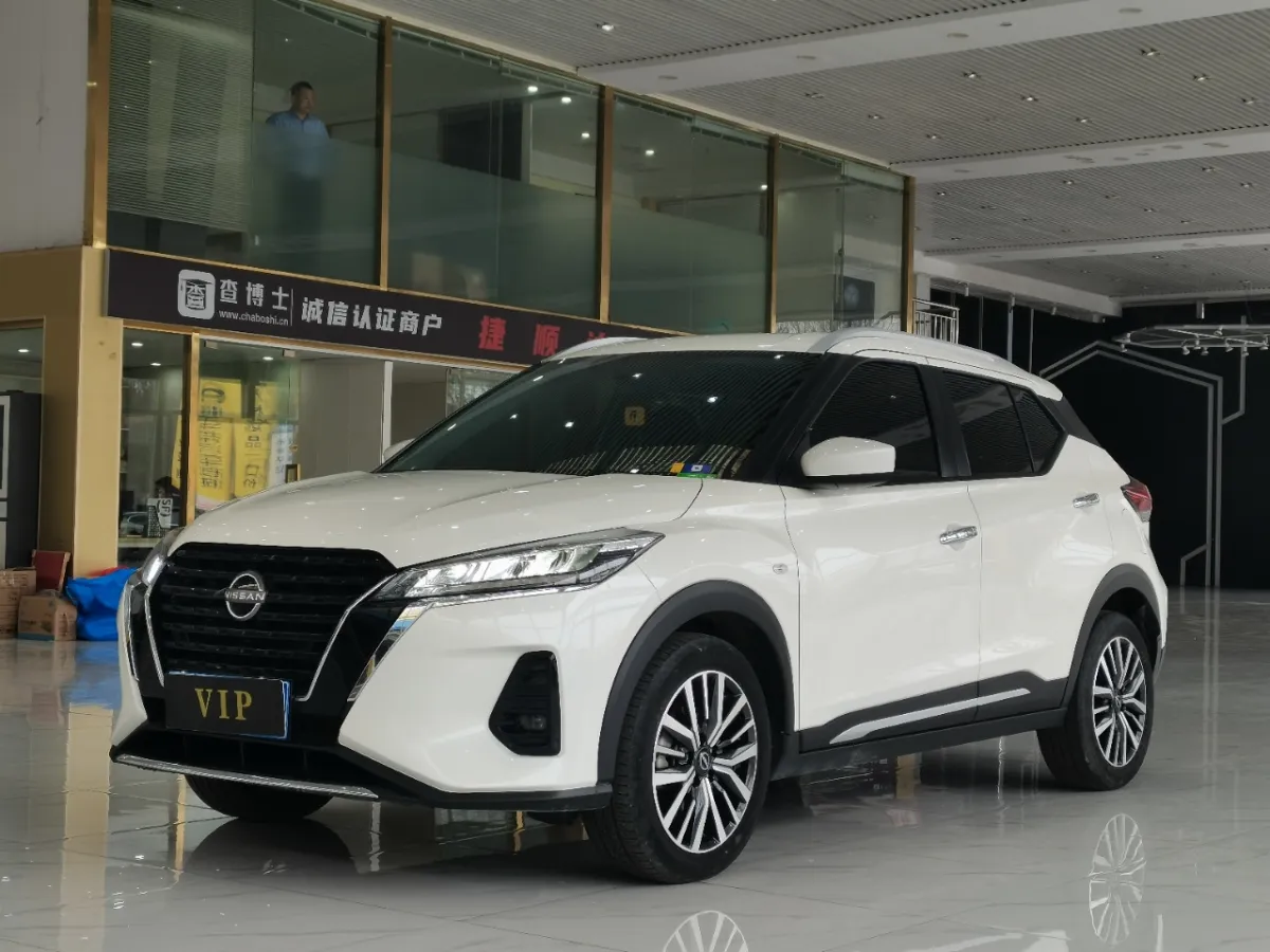 Nissan Kicks 2023 — фото 1 из 23