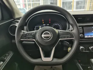 Nissan Kicks 2023 — фото 15 из 23