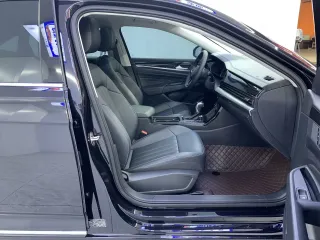 Volkswagen Passat 2023 — фото 15 из 30