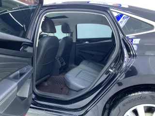 Volkswagen Passat 2023 — фото 11 из 30