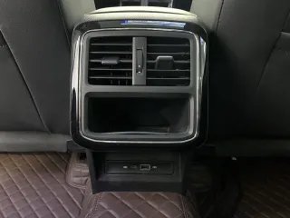 Volkswagen Passat 2023 — фото 12 из 30