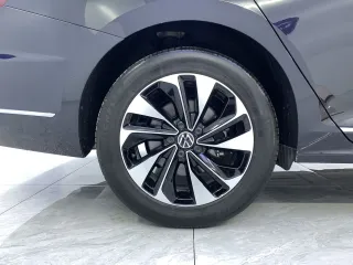 Volkswagen Passat 2023 — фото 19 из 30