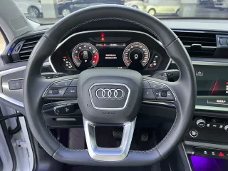 Audi Q3 2022 — фото 7 из 28