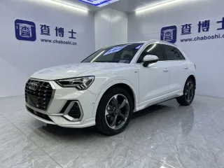 Audi Q3 2022 — фото 1 из 28