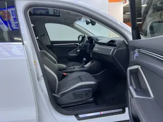 Audi Q3 2022 — фото 23 из 28