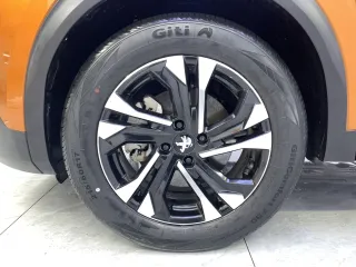 Peugeot 2008 2021 — фото 10 из 28